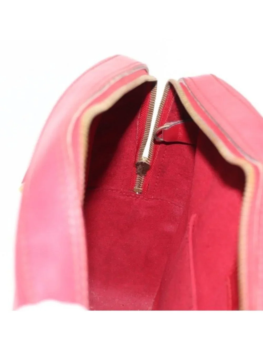 Louis Vuitton pre owned